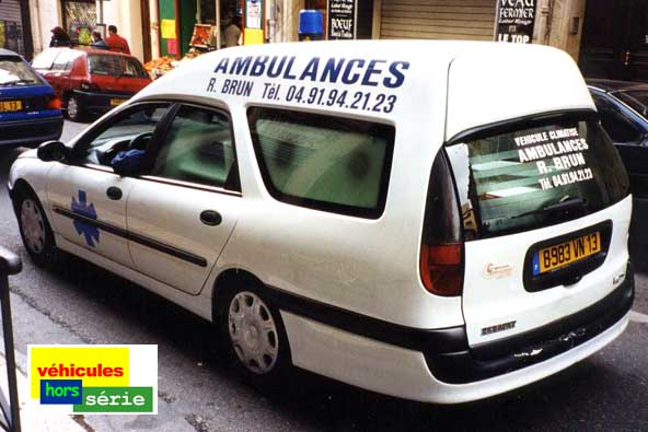http://www.vehicules-hors-serie.fr/Site_hors_serie/Photos_agrandies/Renault_Laguna_ambulance.jpg